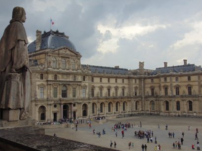 SS - Louvre facade